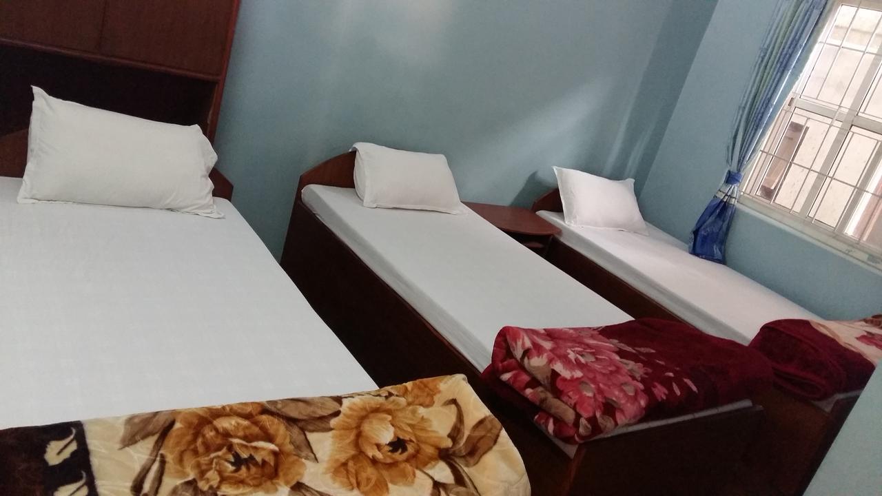 Hotel Bhadrakali Pokhara Inn Buitenkant foto