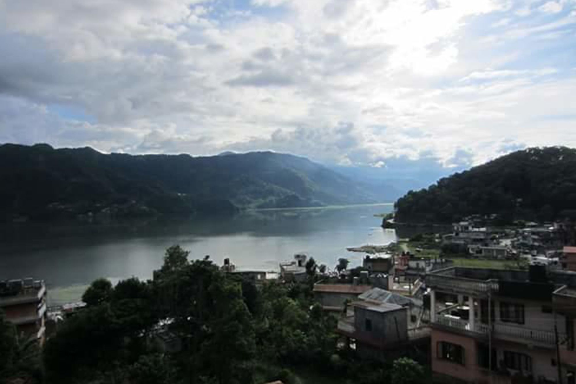 Hotel Bhadrakali Pokhara Inn Buitenkant foto
