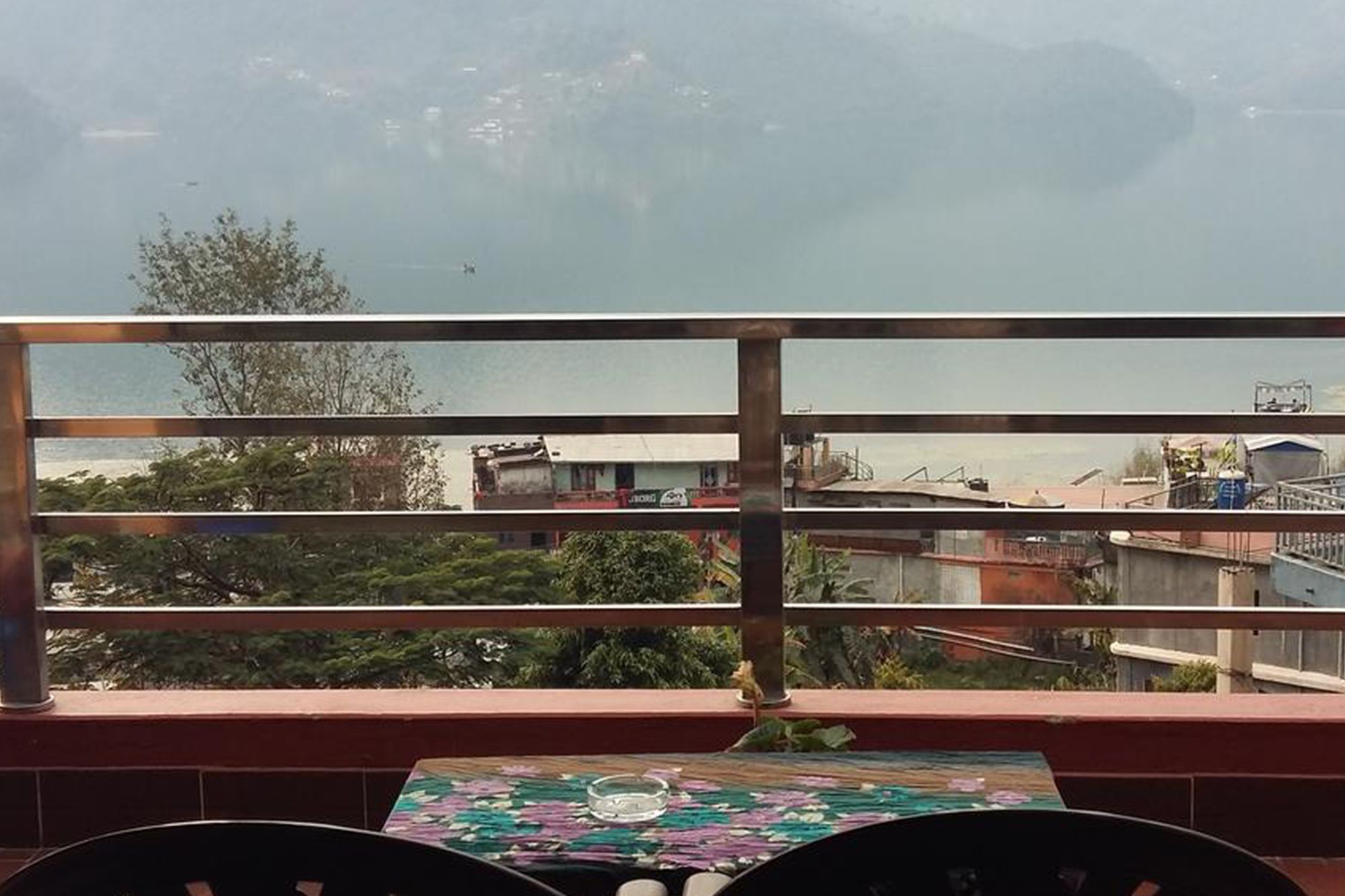 Hotel Bhadrakali Pokhara Inn Buitenkant foto