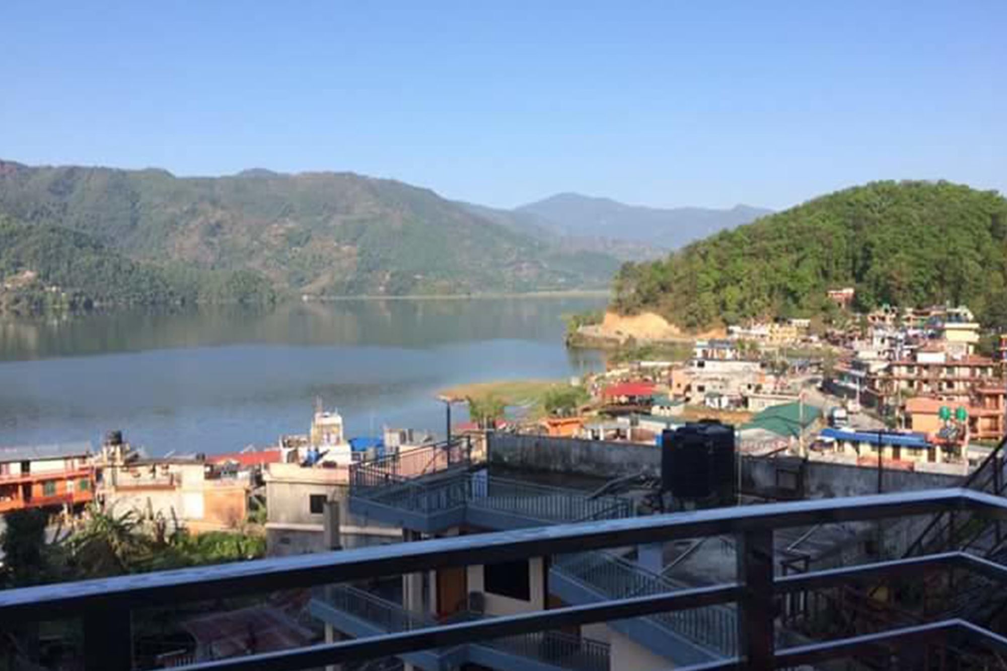 Hotel Bhadrakali Pokhara Inn Buitenkant foto